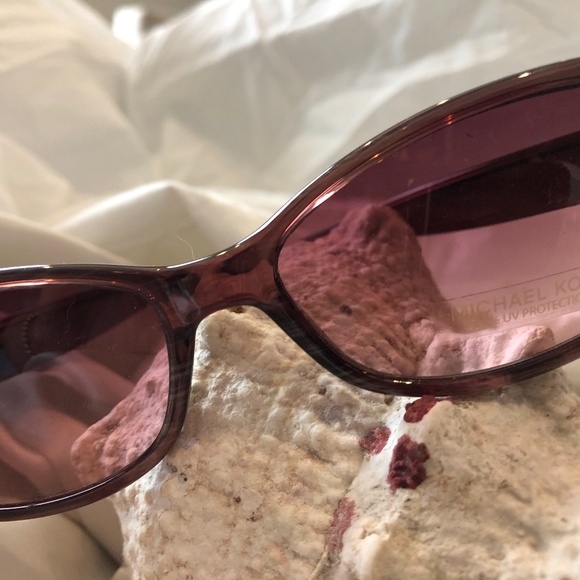 14 Pairs of NEW Sunglasses main image 6